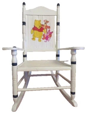 Mecedora infantil vintage años 30 blanca pintada a mano ~Winnie the Pooh~ Foto 1 de 3