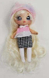 Na Na Na Surprise Paula Purrfect!!!! - Picture 1 of 7