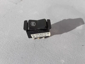 1981 Mercedes Benz W123 240D Rear Defroster Switch 0008206110 OEM - Picture 1 of 7