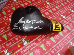 Sugar Ray Leonard & Roberto Duran Autographed Signed Everlast Boxing Glove - Picture 1 of 7