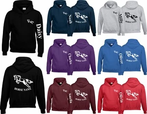 Felpa con Cappuccio Personalizzata Cavallo Equitazione Pannocchia Pony Regalo Compleanno Maglione Fantino - Foto 1 di 11