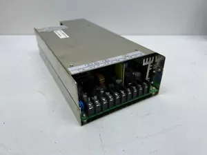 Alimentatore di commutazione pozzo medio QP-375-24CSM uscite 5 V, 24 V, 15 V - Foto 1 di 8