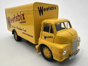 Corgi Golden Oldies 19302 Bedford S Truck Weetabix - Picture 1 of 11