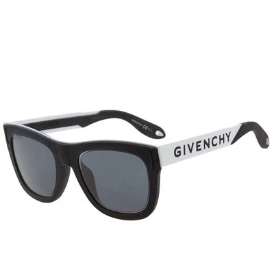 NWT Givenchy logo Black/white 52MM Square Sunglasses. One size. Comes with case. - Image 1 of 4