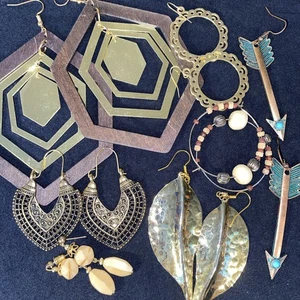 Boho EARRING Jewelry Lot - Vintage & Mod WEAR, Repair - Picture 1 of 7