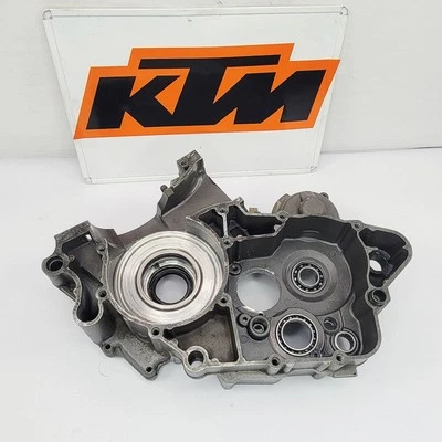 KTM 150SX 125SX 2009 2005-2012 cárter motor extremo inferior derecho bloque estuche OEM Foto 1 de 4