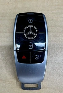 OEM Mercedes Benz SMART KEY FOB REMOTE - Picture 1 of 5