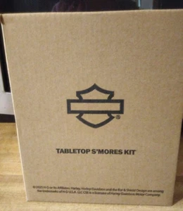 Harley Davidson Firepit da tavolo in acciaio inox S’more Kit NUOVISSIMO Camp Hike - Foto 1 di 20