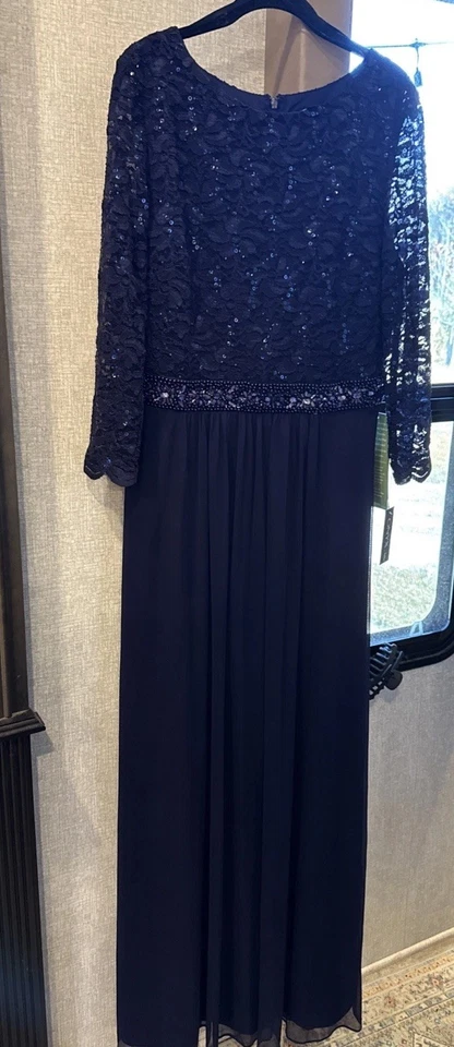 Nuevo con etiquetas Vestido Largo Onyx Nite Azul Marino Manga 3/4 Baile de graduación MOB Novia Talla 14 Nuevo Etiquetas Foto 1 de 4