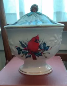 Lenox For the Holidays Winter Greetings Cardinal Covered Candy Dish - used - Picture 1 of 9