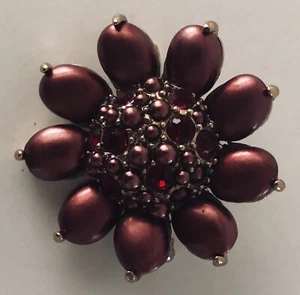 Vintage MONET Signed Faux Stone & Rhinestone Flower Brooch Pin Gold Tone - Picture 1 of 4