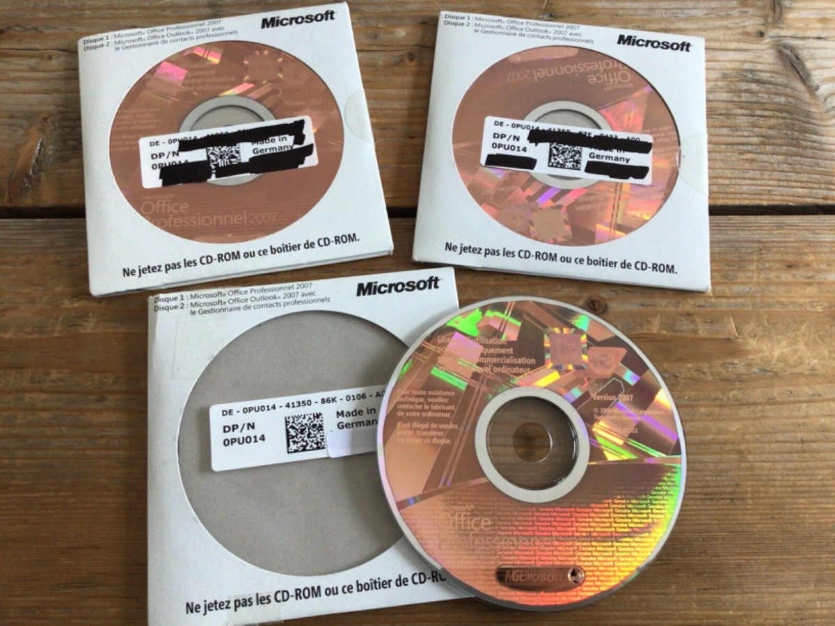 Office 2003 PME (CD + licence) Logiciel d'origine Microsoft OEM