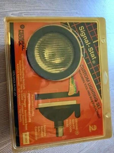 VINTAGE CAR FOG LIGHTS BRAND FEDERAL MOGUL, UNV. FOR RETRO & CLASSIC CARS, NEW, - Picture 1 of 11