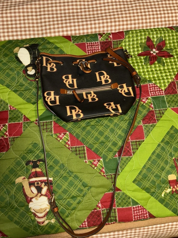 Dooney Bourke Women's Crossbody Purse Yellow Gold Pebble Leather, Adjustable - Image 1 of 4