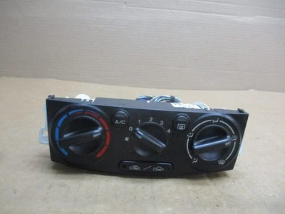 00 01 02 03 04 05 06 Mazda MPV controle climático temperatura A/C calor 2000-2006 - Imagem 1 de 4