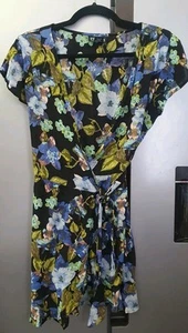 Mini Vestido Angie Negro Floral Envolvente Para Mujer Talla M Volantes Volantes Manga Acampanada Boho - Imagen 1 de 11