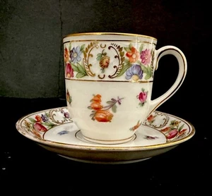 Tazza da tè e piattino Schumann Baviera Germania imperatrice Dresda fiori Demitasse vintage - Foto 1 di 7