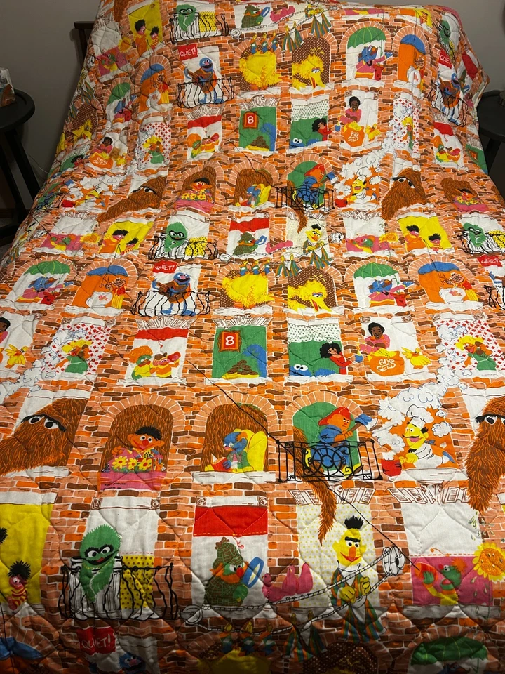Vintage 1970s Sesame Street Brownstone Bedspread Burlington USA 78x105" Rare VTG - Image 1 of 4
