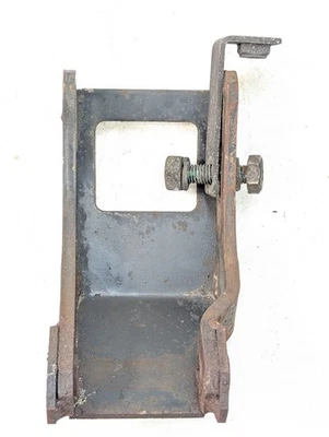 79-84 VW Jetta Rabbit Volkswagen Mk1 AC Compressor Bracket OEM 171 260 917 - Image 1 of 4