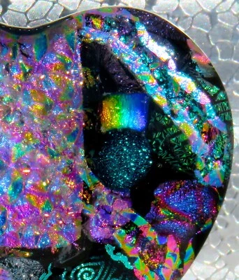 Pisapapeles escultura independiente corazón vidrio fundido dicroico mosaico loco Foto 1 de 4