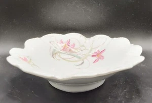 Vintage Limoges Soup Pasta Bowl Hand Painted Floral Flower Lily 7.5" France  - Picture 1 of 8