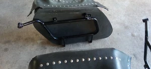 Motorrad-Seitentaschen mit Halterung für HONDA Shadow aus echtem Leder , 2 Stück - Bild 1 von 4