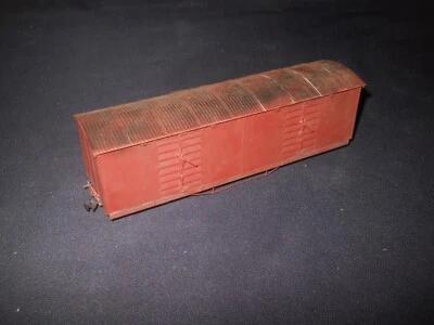Kitbashed On2 4-Door Metal 26' Box Car - Image 1 of 3