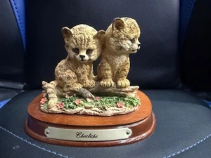 Colección de esculturas de jóvenes en peligro de extinción de guepardos encantadores 1996 Kings Island - Imagen 1 de 6