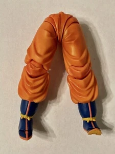 Dragon Ball Z Super SH Figuarts Body Part Movie Goku SS3 Legs - 231 - Picture 1 of 2