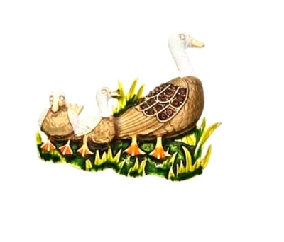 Broche prendedor Napier Duck Family Easter Duckies Desfile NUEVO con caja tono dorado Foto 1 de 4