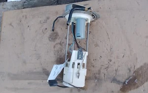 2004 2005 2006 NISSAN TITAN W/O  FLEX FUEL FUEL PUMP ASSEMBLY  - Picture 1 of 8