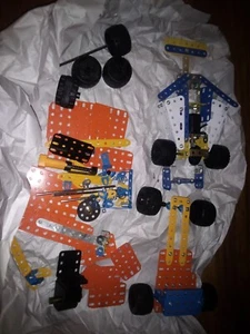 1990 MECCANO ERECTOR TEILE KONVOLUT 10 RÄDER MOTORACHSEN & MEHR ALLE SEHR GUTER ZUSTAND!!! - Bild 1 von 4