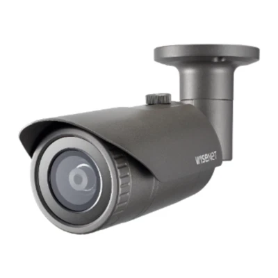 Hanwha Techwin 5MP with Vari-Focal Lens Outdoor Vandal Resistant Bullet Network - Image 1 of 3