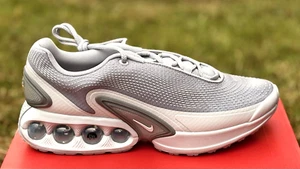 NUEVO Nike Air Max DN Entrenadores - DV3337 007 - Talla UK11 EUR46 - Gris Lobo - Imagen 1 de 15