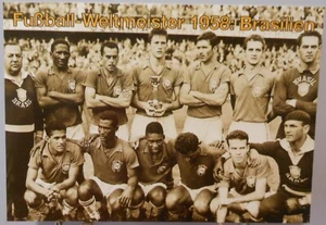 Postkarte Fußball Weltmeister Brasilien WM 1958 in Schweden Das Team Pelé FP354 - Bild 1 von 2