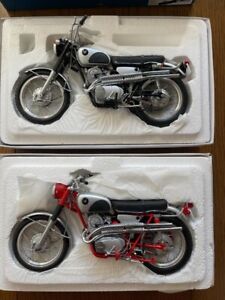 New EBBRO 1/10 scale Model Honda CL72 Red/ Silver set of 2 NOS