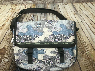 LeSportsac Grande Bebé Pañal Viaje Compras Bolso de Hombro Edredón Parche Estampado Foto 1 de 4