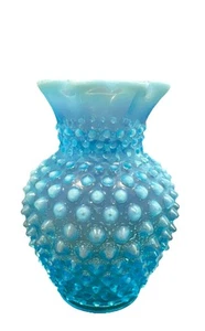 Vintage Fenton Glas 5 1/2" Vase blau gekräuselt Schuhnagel opalisierende Vase - Bild 1 von 7