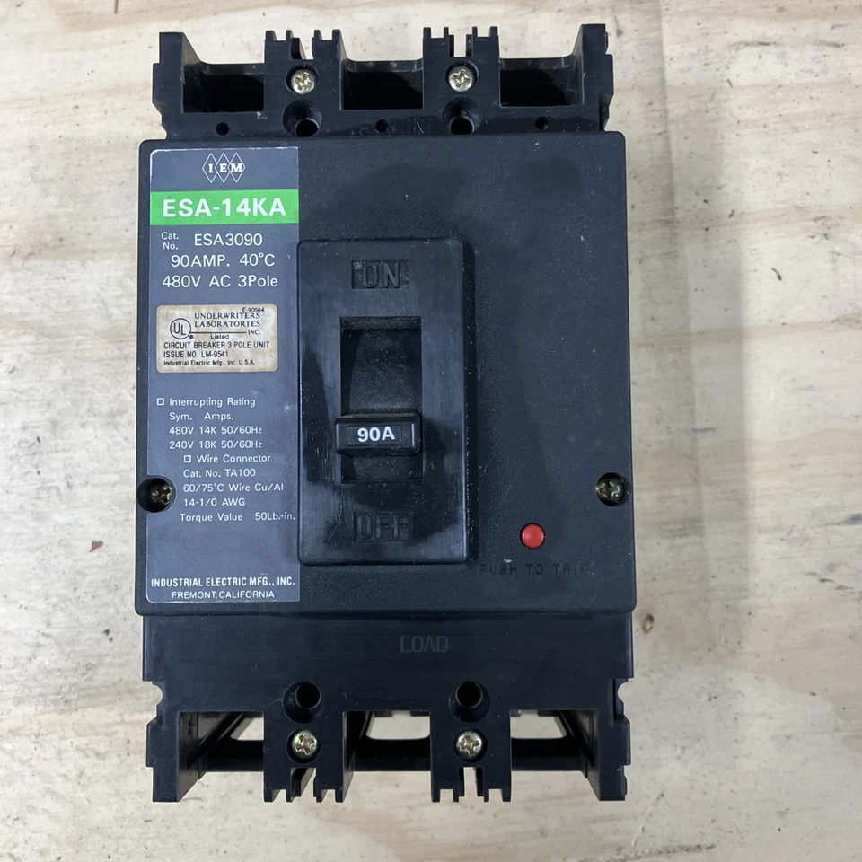 Interruptor de circuito IEM ESA 3090  Foto 1 de 4