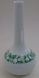 ROSENTHAL WIINBLAD ROMANZE Modern Art Design GREEN APPLES LEAFS ONION NECK VASE - Picture 1 of 3