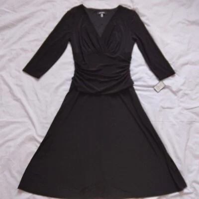 EXPRESS 黑色连衣裙褶皱腰围 3/4 袖合身喇叭女式 6 码 — 第 1/4 张图片