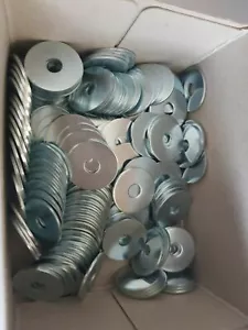 M5 X 20mm Lavatrici Penny Placcate Zinco ACCIAIO PARAFANGO Riparazione Lavatrice - Foto 1 di 1