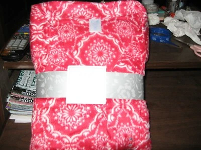 女士 PAJAMAS 尺寸 2X 红色假日颜色苍蝇 2 件套全新带 TAGS — 第 1/2 张图片