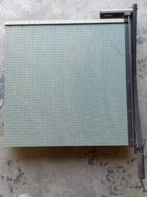 MARTIN YALE PREMIER W24 CORTADOR DE PAPEL DE ALTA RESISTENCIA RECORTADOR GUILLOTINA TABLERO DE MADERA Foto 1 de 4