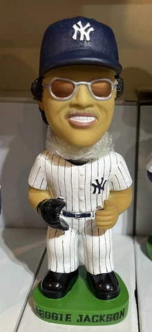 MLB NEW YORK YANKEES MR. OCTOBER REGGIE JACKSON BOBBLEHEAD SGA NEW IN BOX !! Cover