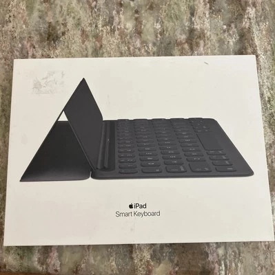 "Teclado inteligente Apple iPad Pro 10,5"" MPTL2LL/A 7ª y 3ª generación" Foto 1 de 4