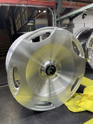 "Forgiato Ecs5-m 22"" escalonado 5x120 Lexus Ls460 Ls500 Camaro cepillo XL tapa" Foto 1 de 4