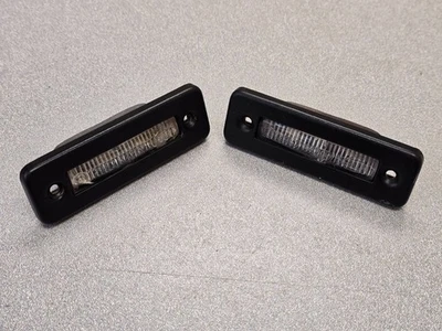 PAR DE LUCES DE MATRÍCULA ORIGINALES ORIGINALES USADAS PORSCHE 928 CON BOMBILLAS GRIETAS #5 Foto 1 de 4