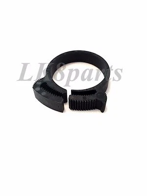 Land Rover Freelander V6 Bomba de Agua a Termostato Manguera Clip Abrazadera Nuevo Foto 1 de 3