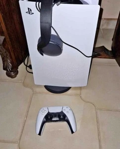 Ps5 digital + Controller E Cuffie Wireless Originali - Foto 1 di 1